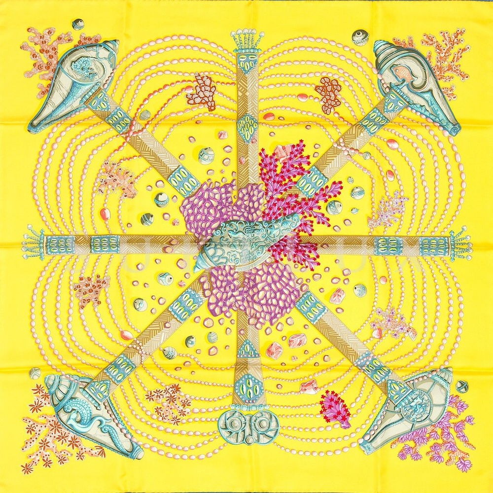 Brand New Hermès Scarf Chemins De Corail 90 cm